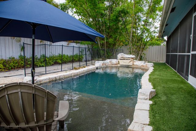 900 COSMOS Court, Wellington, FL 33414