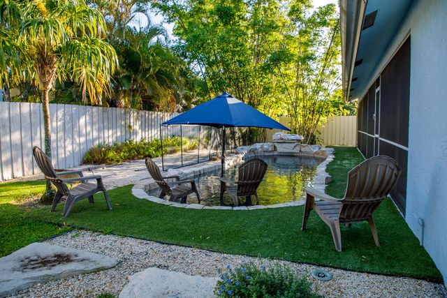 900 COSMOS Court, Wellington, FL 33414