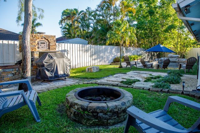 900 COSMOS Court, Wellington, FL 33414