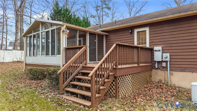4957 Warwick Ct, Prince George, VA 23875