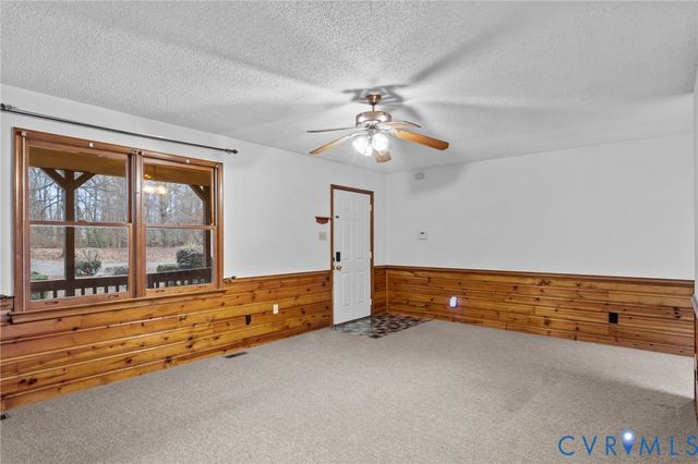 4957 Warwick Ct, Prince George, VA 23875