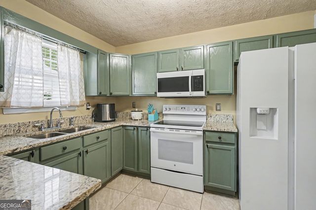 6453 Wellington Chase Court, Lithonia, GA 30058