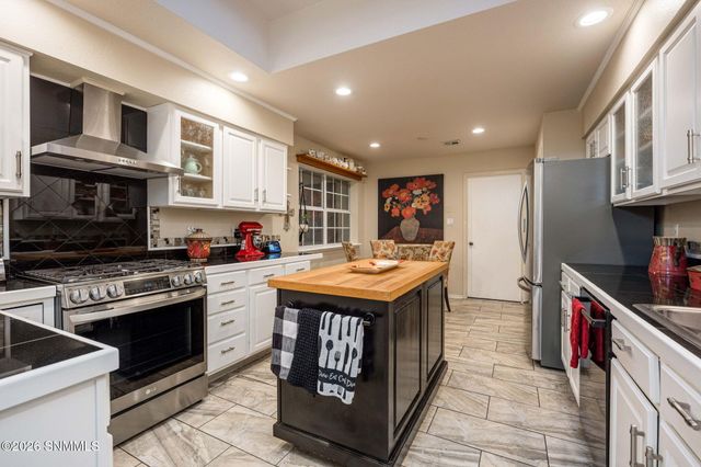 2449 El Dorado Court, Las Cruces, NM 88011