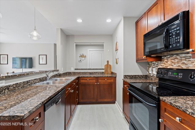 955 REGISTRY Boulevard, St. Augustine, FL 32092