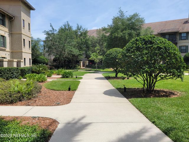 955 REGISTRY Boulevard, St. Augustine, FL 32092