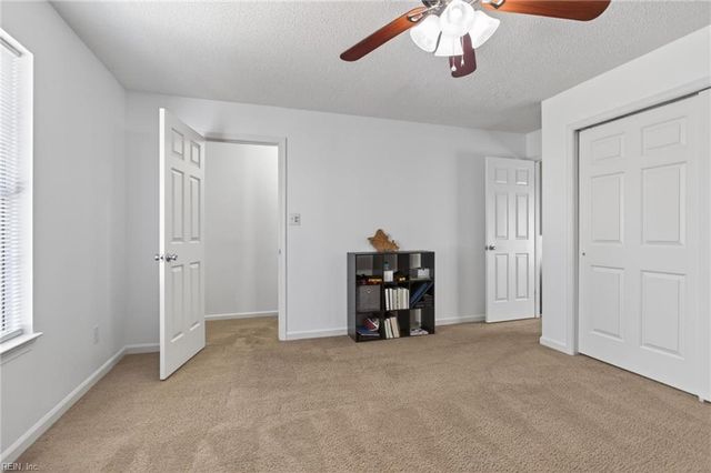 103 Kathleen PL, Yorktown, VA 23693