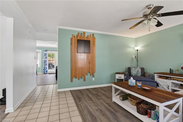 103 Kathleen PL, Yorktown, VA 23693