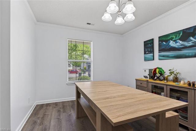 103 Kathleen PL, Yorktown, VA 23693