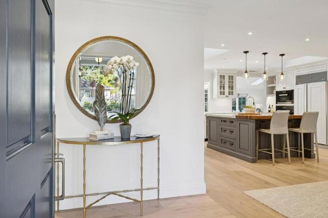 20 Politzer Drive, Menlo Park, CA 94025