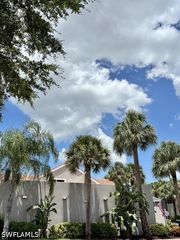 4215 Covey CIR 22B, Naples, FL 34109