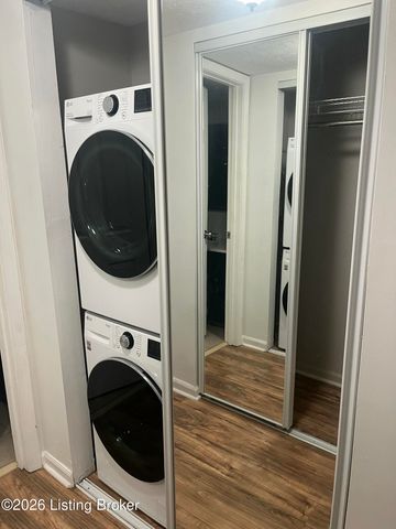 9 Dupont Way APT 5, Louisville, KY 40207