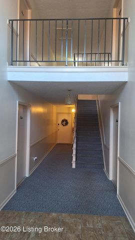 9 Dupont Way APT 5, Louisville, KY 40207