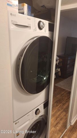 9 Dupont Way APT 5, Louisville, KY 40207