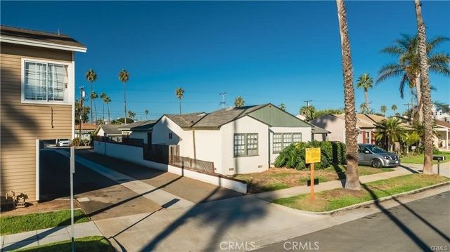 1743 S Tremont Street, Oceanside, CA 92054
