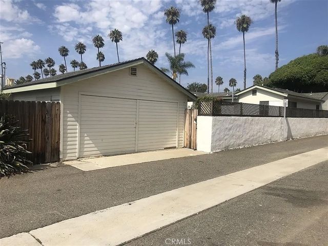 1743 S Tremont Street, Oceanside, CA 92054