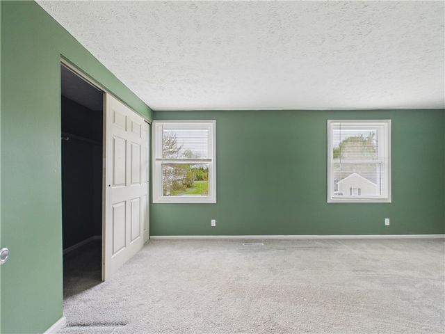 24 Clearfield Drive, Webster, NY 14580