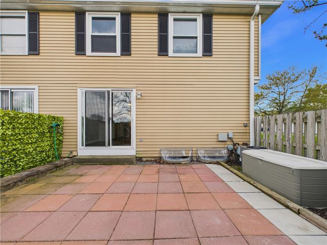 24 Clearfield Drive, Webster, NY 14580