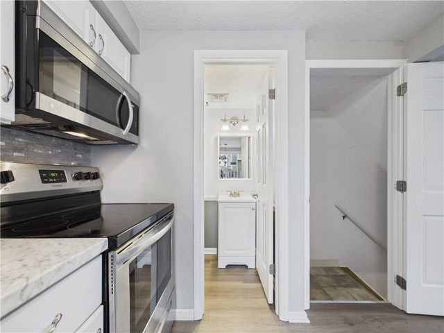 24 Clearfield Drive, Webster, NY 14580