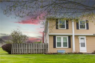 24 Clearfield Drive, Webster, NY 14580