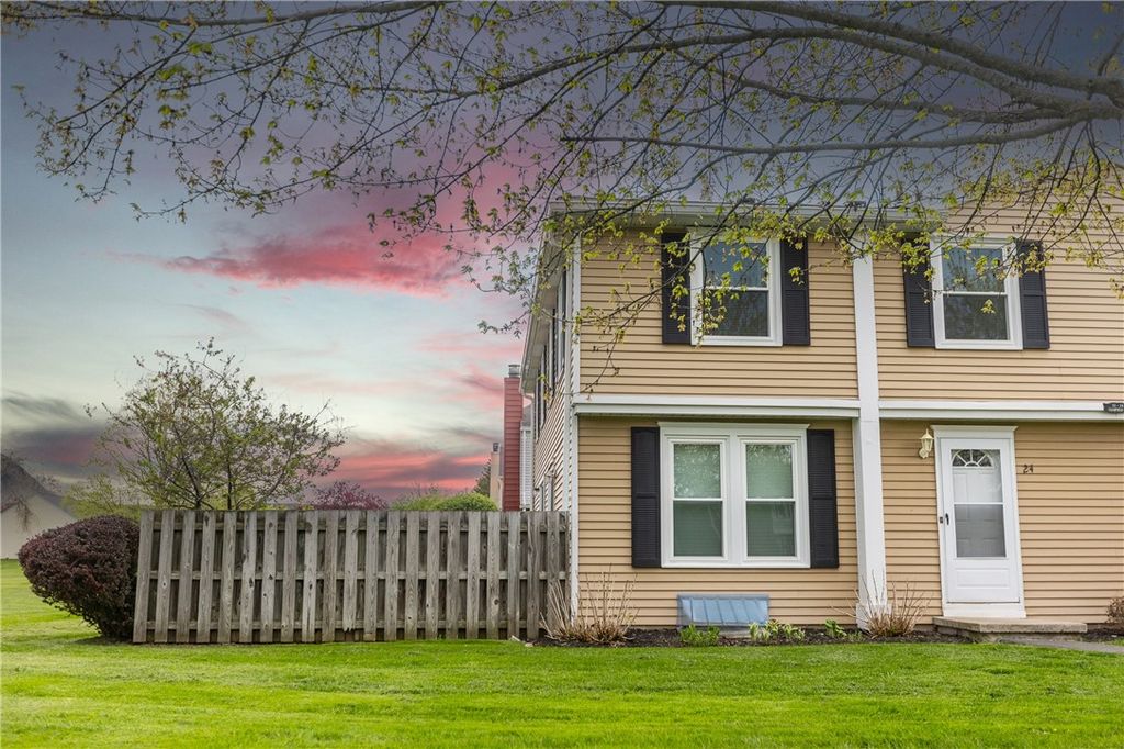 24 Clearfield Drive, Webster, NY 14580