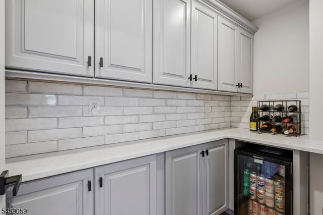 231 Mountain Ave, North Caldwell Boro, NJ 07006