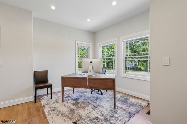 231 Mountain Ave, North Caldwell Boro, NJ 07006