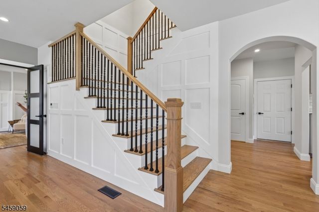 231 Mountain Ave, North Caldwell Boro, NJ 07006