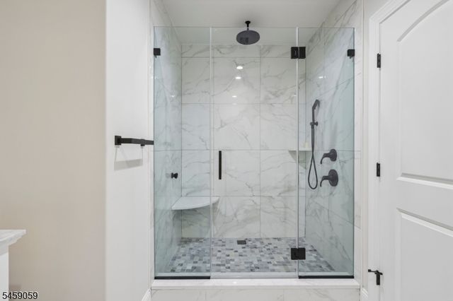 231 Mountain Ave, North Caldwell Boro, NJ 07006