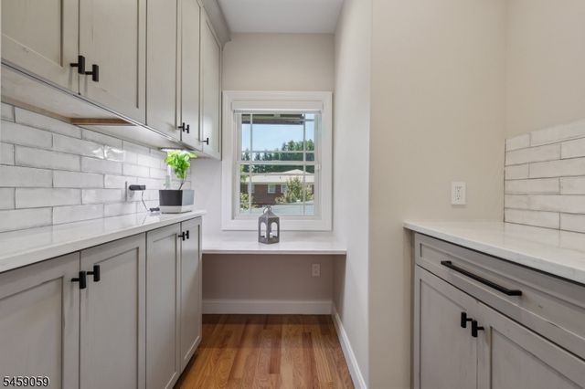 231 Mountain Ave, North Caldwell Boro, NJ 07006