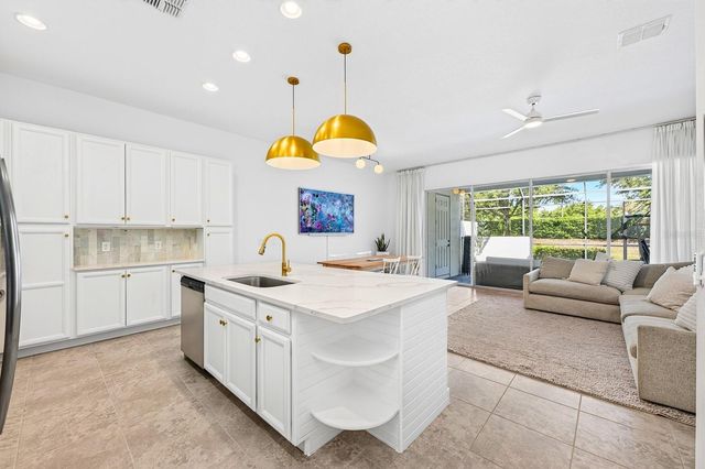 118 CAPTIVA DRIVE, Davenport, FL 33896