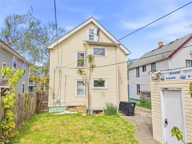 515 E 143rd Street Upstairs, Cleveland, OH 44110