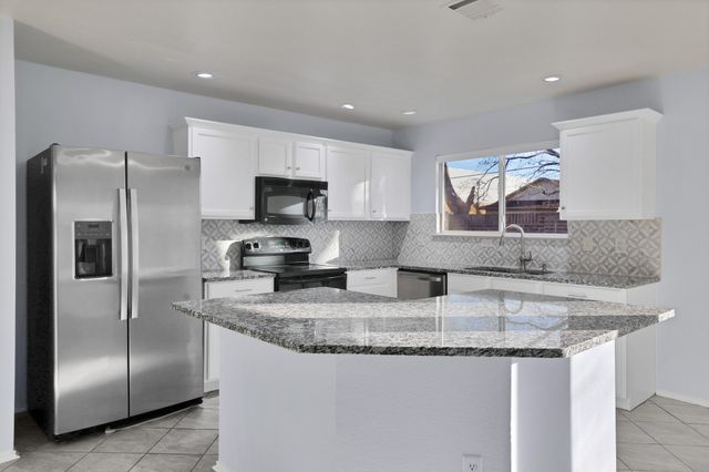 8672 Boswell Meadows Drive, Fort Worth, TX 76179