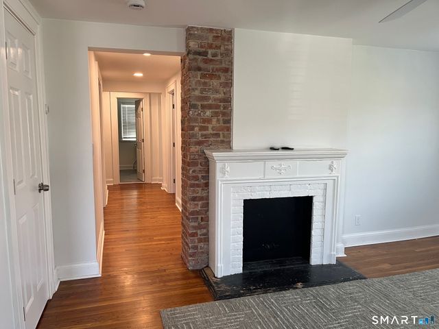 446 Old Stratfield Road, Fairfield, CT 06825