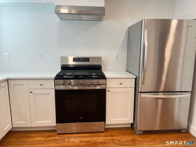 446 Old Stratfield Road, Fairfield, CT 06825