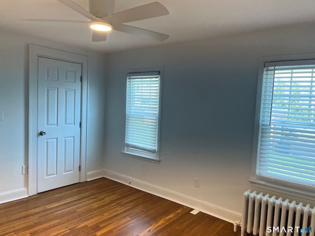 446 Old Stratfield Road, Fairfield, CT 06825