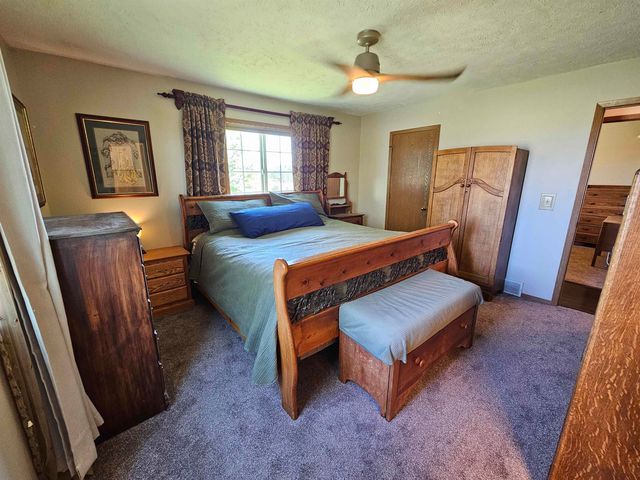 15906 W Deno Rd, Medical Lake, WA 99022
