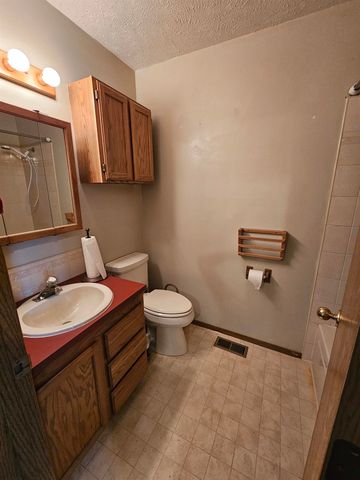 15906 W Deno Rd, Medical Lake, WA 99022