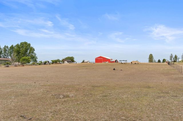 15906 W Deno Rd, Medical Lake, WA 99022