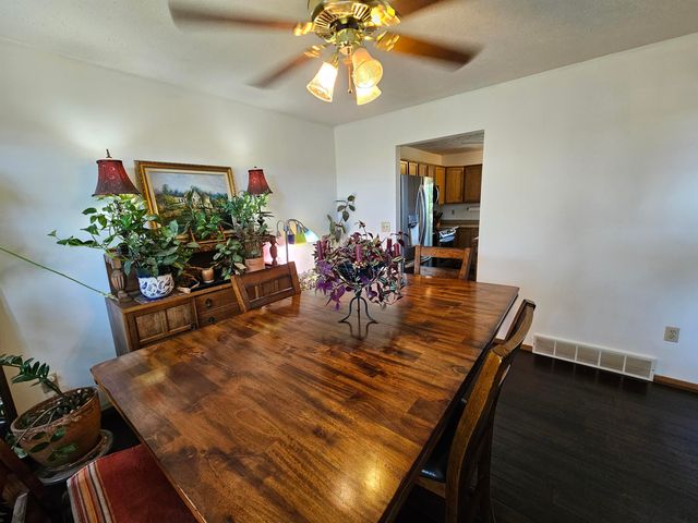 15906 W Deno Rd, Medical Lake, WA 99022