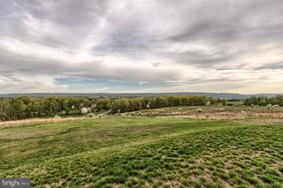 61 PINETREE DR, Duncannon, PA 17020