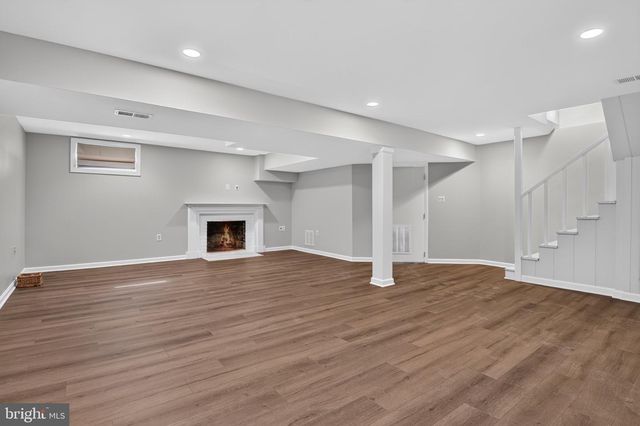 104 WILLIAMSBURG DR, Silver Spring, MD 20901