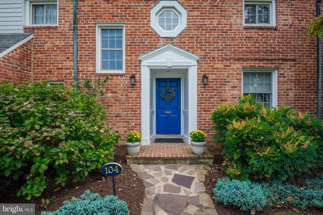 104 WILLIAMSBURG DR, Silver Spring, MD 20901