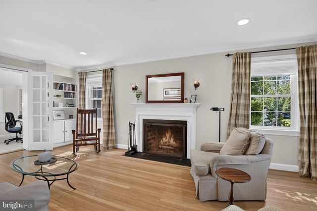 104 WILLIAMSBURG DR, Silver Spring, MD 20901