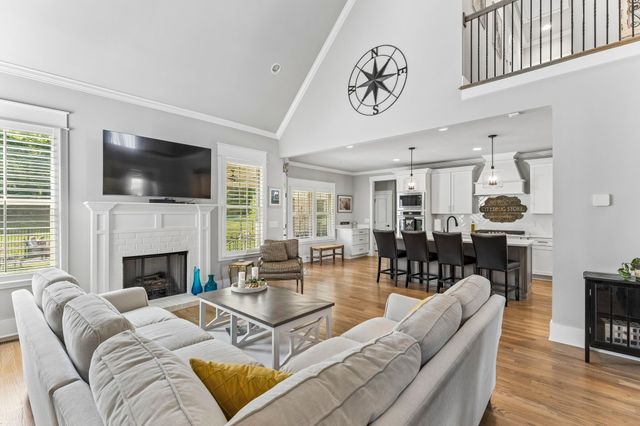 1019 Gadwall Ln, Spring Hill, TN 37174