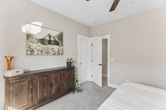 1019 Gadwall Ln, Spring Hill, TN 37174