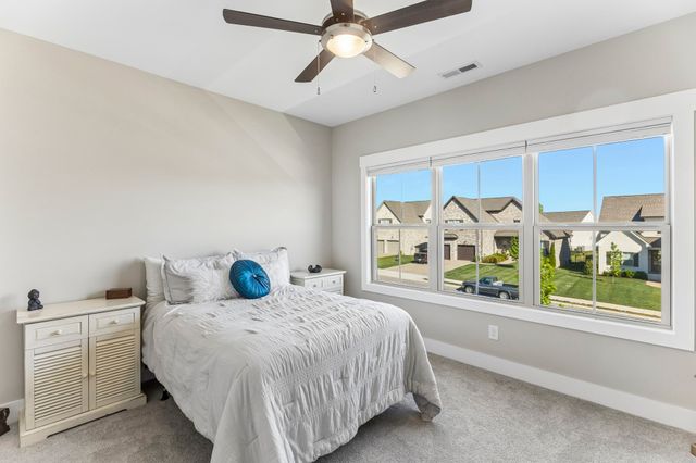 1019 Gadwall Ln, Spring Hill, TN 37174