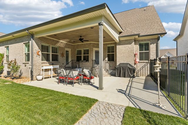 1019 Gadwall Ln, Spring Hill, TN 37174