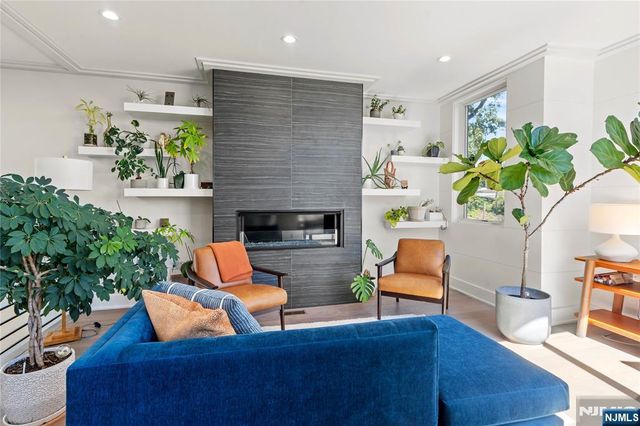 367 Park Avenue, Weehawken, NJ 07086