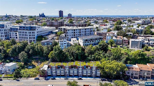 367 Park Avenue, Weehawken, NJ 07086