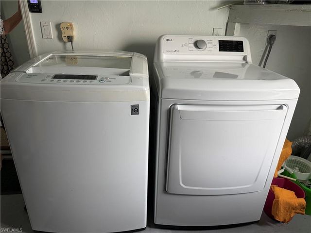 3431 Clubview DR, North Fort Myers, FL 33917